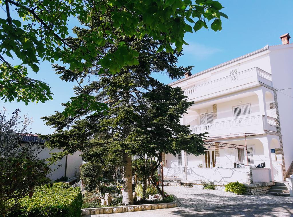 Pahljina Apartments Palit Exterior photo